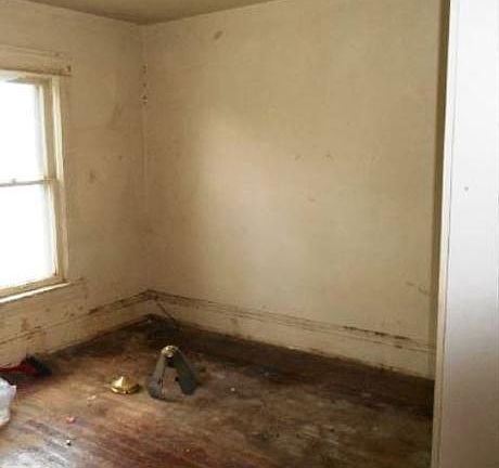 5th image of 2427 Cooper St