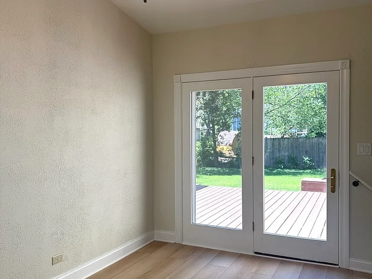 425 Carriage Hill Rd — Photo 4