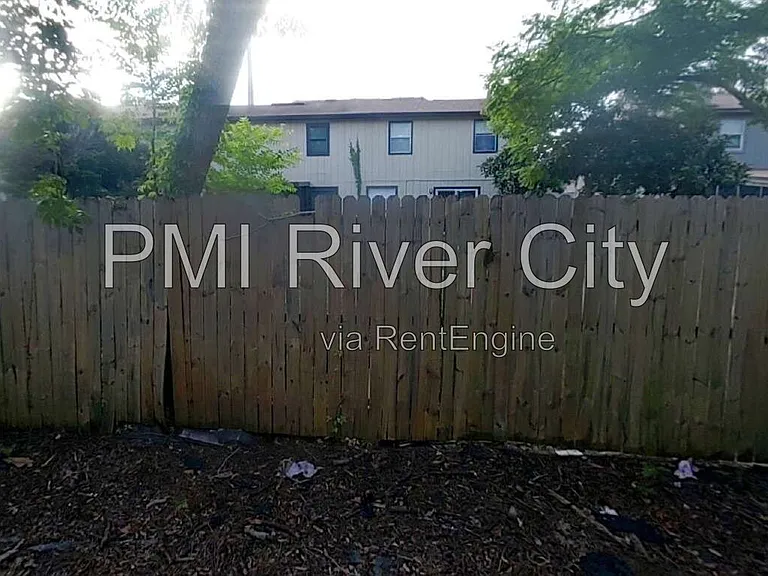 1192 Romaine Cir W — Photo 17