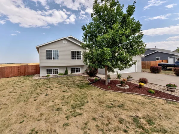 508 Freude Ln, Box Elder, SD 57719