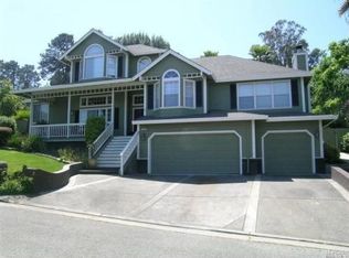 12 Benjamin Ln, Petaluma, CA 94952
