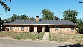 1st image of 1005 Oakwood Dr