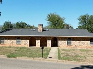 1005 Oakwood Dr, Longview, TX 75604