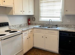 417 Savage Dr UNIT D, Newport News, VA 23602