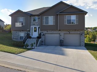 181 Ridgeview Dr, Saint Robert, MO 65584