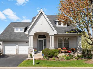 604 Geneva Ct, Indian Creek, IL