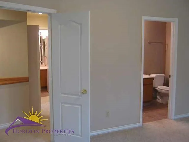 2030 Moontree Dr — Photo 20