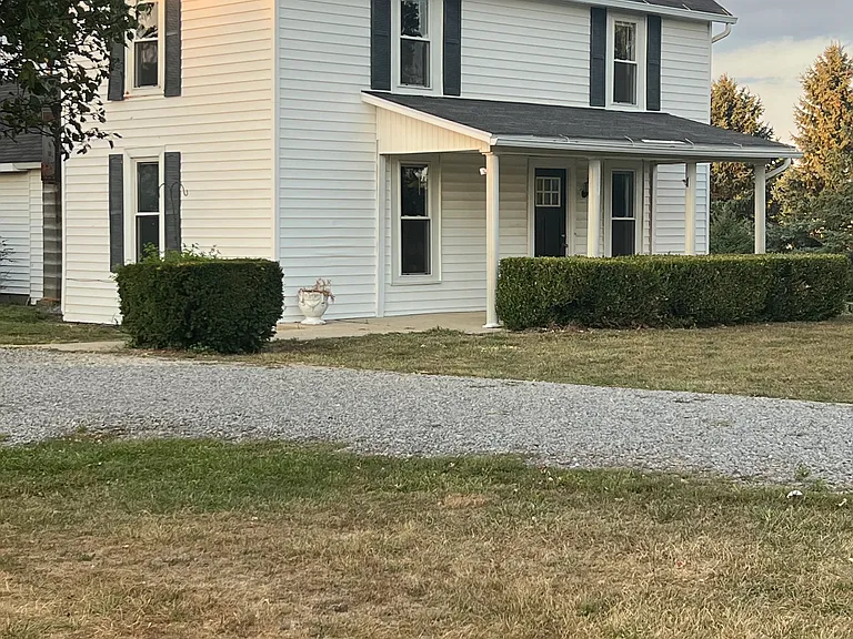 7270 Stringtown Rd — Photo 1