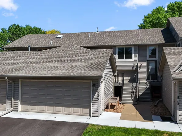 8754 Cottonwood Ln N, Maple Grove, MN 55369