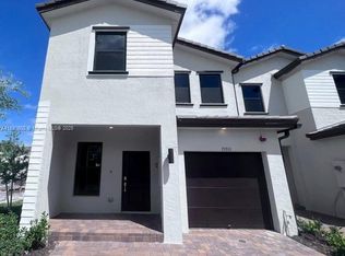 15911 SW 2nd Pl #15911, Hollywood, FL 33027