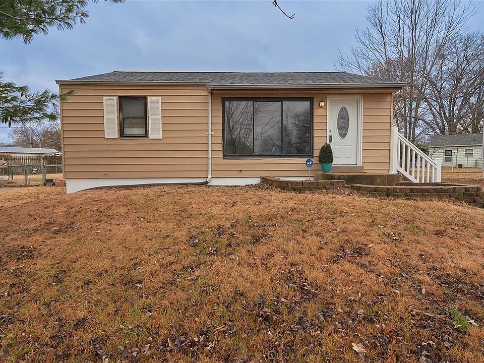 1st image of 3852 Carondelet Blvd