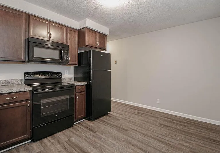 805-1 Golfview Pl — Photo 18