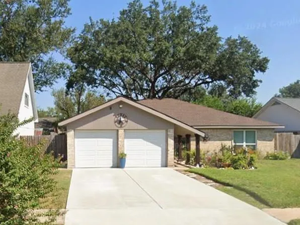 16222 Green Shade Dr, Houston, TX 77090