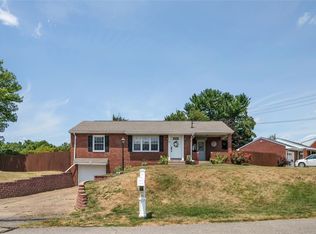 33 Longvue Cir, Ambridge, PA 15003