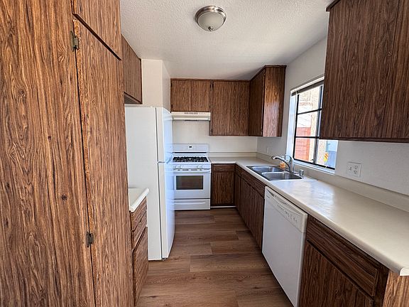 5th image of 5735 Hazeltine Ave APT 5