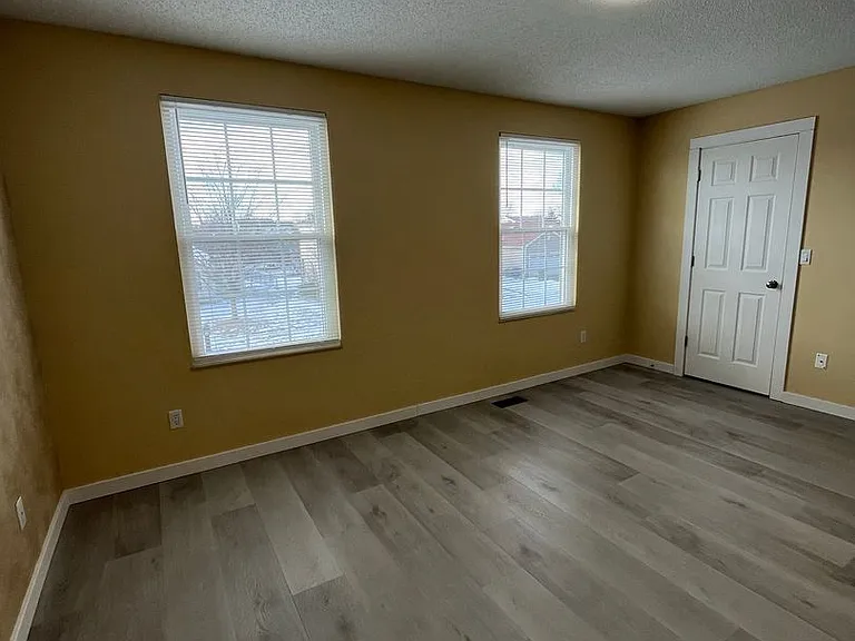 2934 Badger Dr — Photo 25