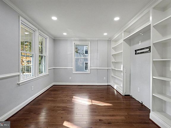 5th image of 5406 Taylor Rd