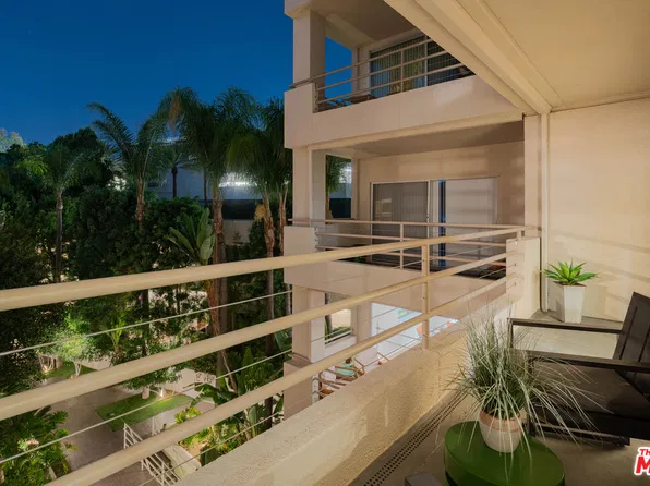 1131 Alta Loma Rd APT 428, West Hollywood, CA 90069