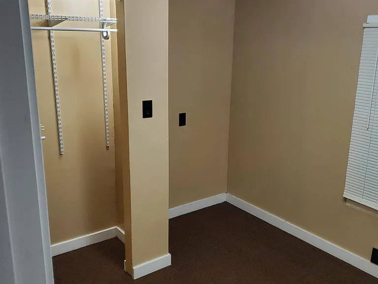 107 Chandler Ave #MANUFACTUR — Photo 41