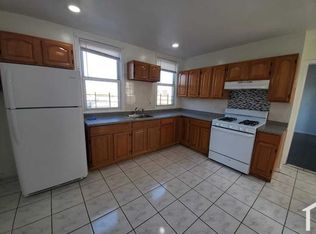 203 Peshine Ave, Newark, NJ 07108