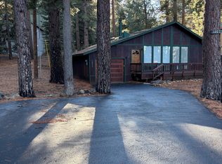 14975 Donnington Ln, Truckee, CA 96161