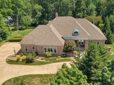 2560 Town And Country Ln, Saint Louis, MO, 63131