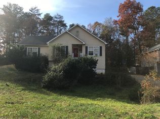 608 Glendale Forest Dr, Woodstock, GA 30189