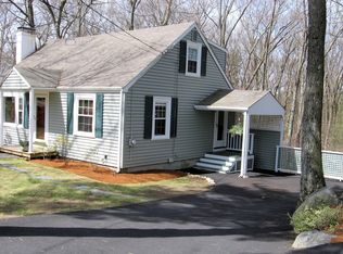 38 Shawsheen Rd, Bedford, MA 01730