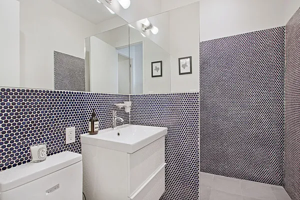 Rented by Compass | media 7