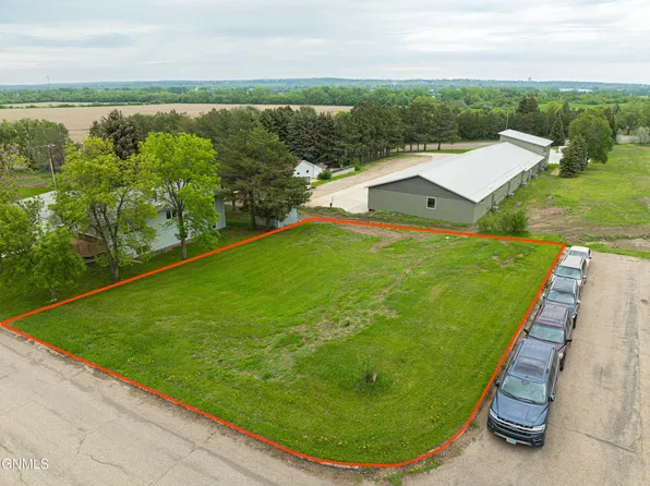 1616 14th Ave SE, Mandan, ND 58554