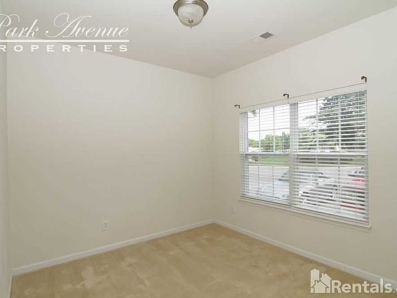 2nd image of 5742 Bent Creek Cres