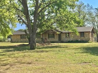 1515 S McCord Rd, Ponca City, OK 74604