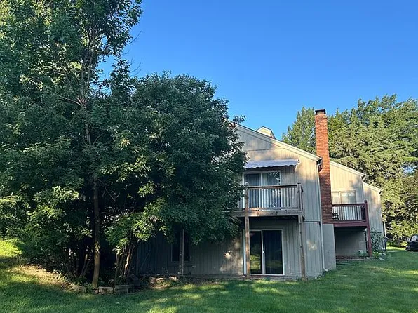 5225 NW 82nd Ter, Kansas City, MO 64151