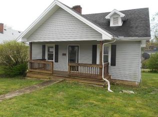 428 W Office St, Harrodsburg, KY 40330