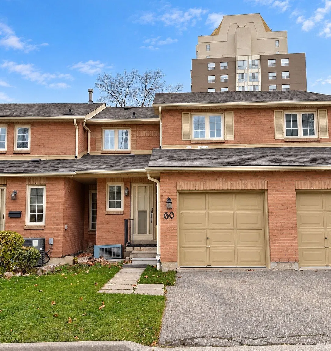4 bed, $3,400 — Photo 1
