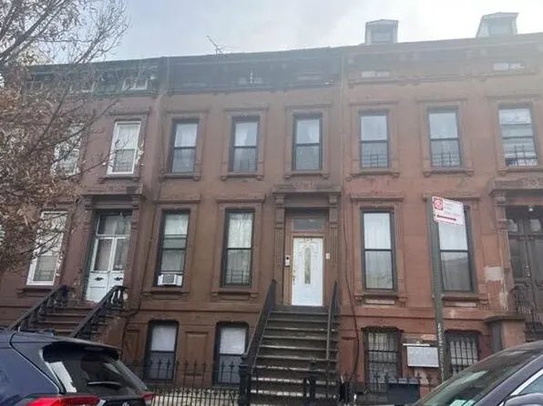 824 Lafayette Ave, Brooklyn, NY 11221