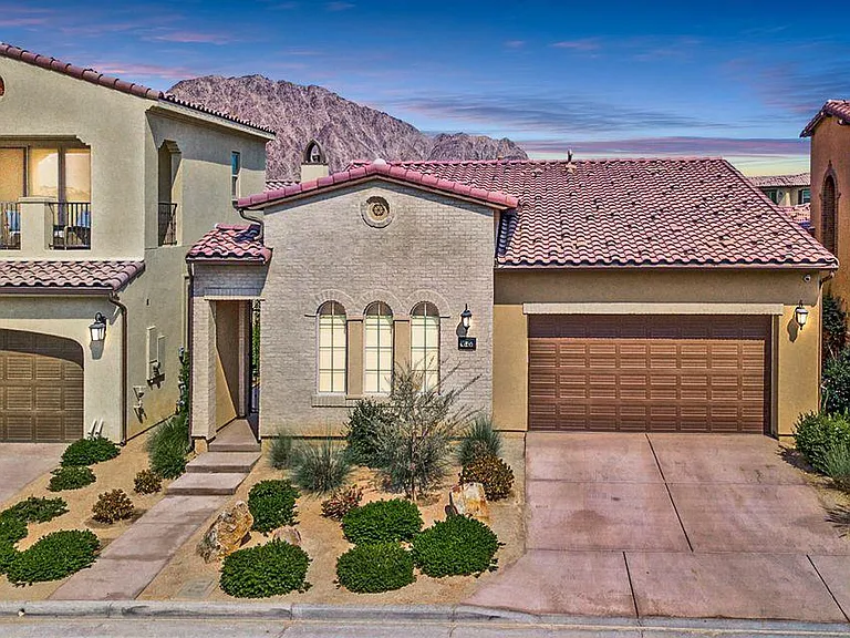 80450 Platinum Way — Photo 31