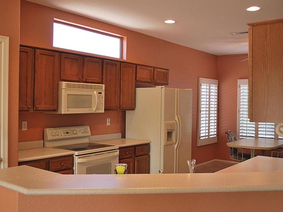 5th image of 18213 N Divet Ln