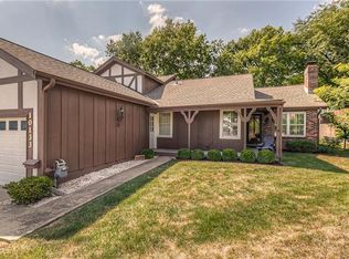 10133 Edelweiss Cir, Merriam, KS 66203