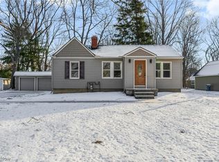 3639 Hillward Dr, Willoughby, OH 44094