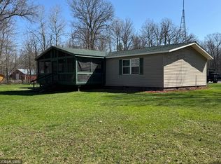 2681 W Wildlife Dr, Brook Park, MN 55007