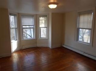 15 May St APT 2R, Worcester, MA 01610