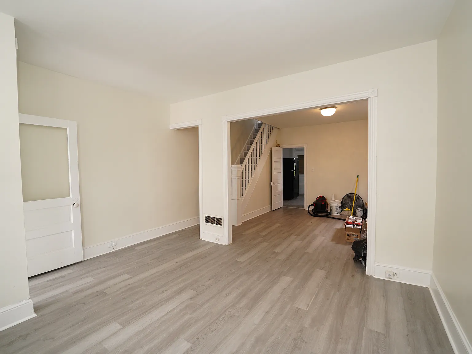 3 bed, 1200 sqft, $1,750 — Photo 3