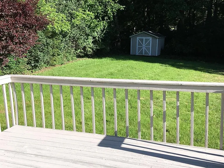 810 Chadwell Dr — Photo 20
