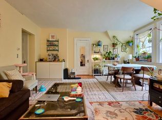 186 Naples Rd #4, Brookline, MA 02446