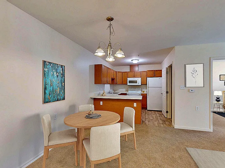 2730 N Forest Rd — Photo 28