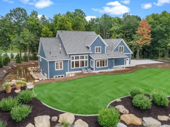 3815 Densmore COURT, Slinger, WI 53086