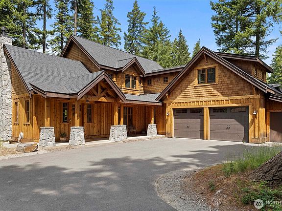 2nd image of 51 Columbine Court
