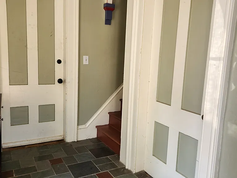 118 Main St #3 — Photo 1