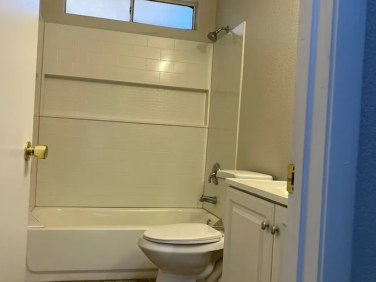 2708 Ganzo St — Photo 5